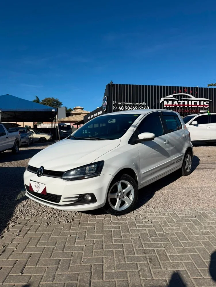 VW - VolksWagen Fox Connect 1.6 Flex 8V 5p