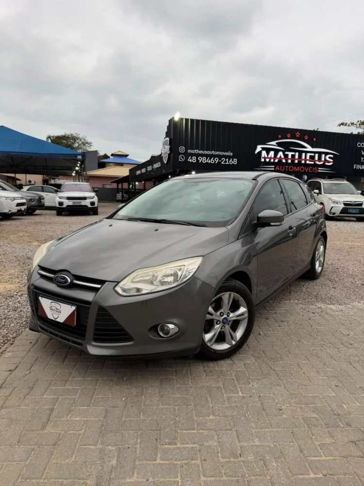 Ford Focus 1.6 S/SE/SE Plus Flex 8V/16V  5p